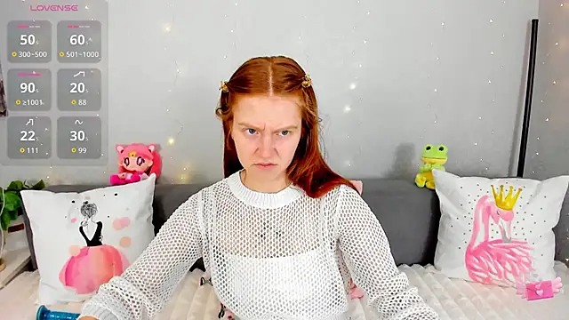 Evarey  online show from 12-22-25, 05:26