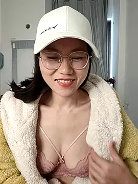 Snapshot of nini10052025 chatting on 12-03-25, 04:09 nini10052025 online show from 12-03-25, 04:09