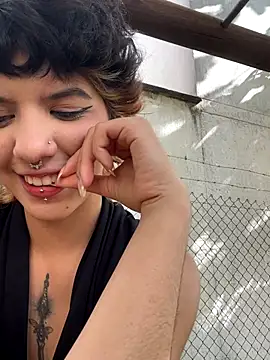 Snapshot of eva_caos chatting on 11-07-25, 07:47 eva caos online show from 11-07-25, 07:47