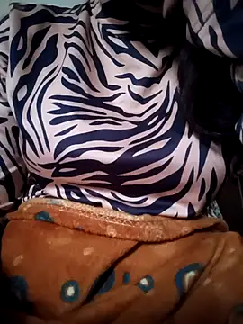 Snapshot of lovely_simran chatting on 11-12-25, 11:21 lovely simran online show from 11-12-25, 11:21