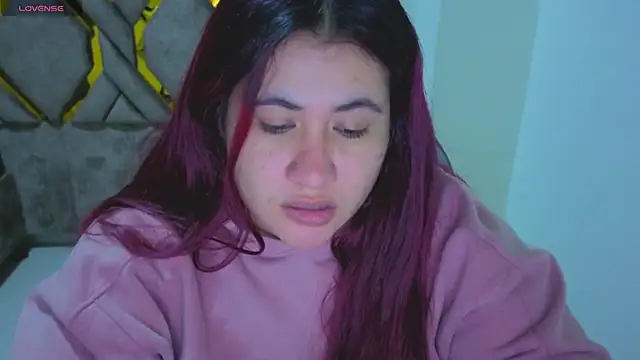 Snapshot of Addyy_02 chatting on 11-16-25, 01:44 Addyy 02 online show from 11-16-25, 01:44