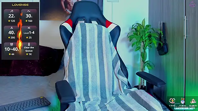 Danny Willson online show from 03-29-26, 02:06