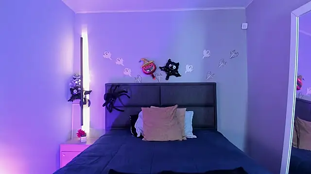 Snapshot of rose_more__ chatting on 10-21-25, 12:17 rose more online show from 10-21-25, 12:17