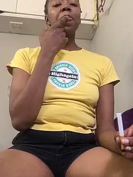 Snapshot of Venusasss chatting on 10-08-25, 11:08 Venusasss online show from 10-08-25, 11:08