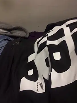 Snapshot of Venusasss chatting on 10-17-25, 07:05 Venusasss online show from 10-17-25, 07:05