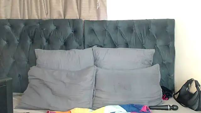Snapshot of MissLola026 chatting on 07-21-26, 02:58 MissLola026 online show from 07-21-26, 02:58