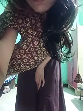 Snapshot of Hornyme18 chatting on 10-20-25, 06:30 Hornyme18 online show from 10-20-25, 06:30