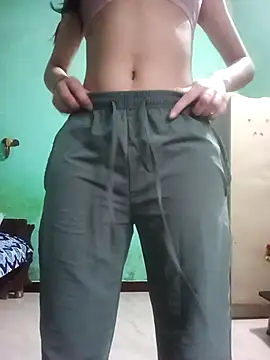 Snapshot of Hornyme18 chatting on 10-26-25, 04:40 Hornyme18 online show from 10-26-25, 04:40