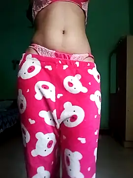 Snapshot of Hornyme18 chatting on 10-27-25, 04:49 Hornyme18 online show from 10-27-25, 04:49