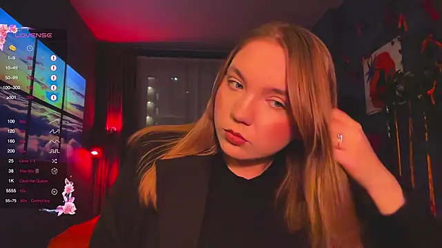 Snapshot of RebeccaEglitis chatting on 01-13-26, 04:45 RebeccaEglitis online show from 01-13-26, 04:45