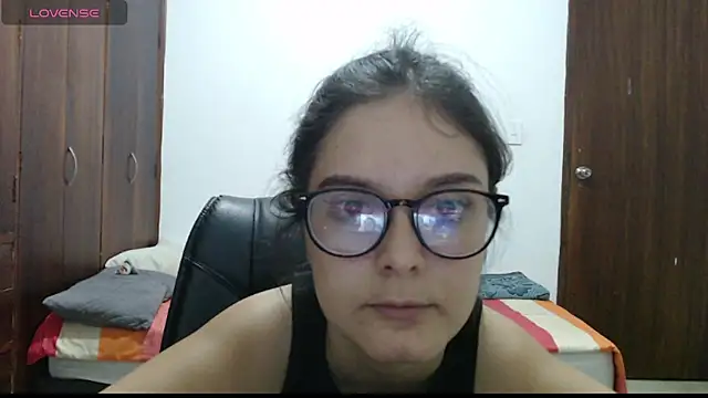 CarlaLorez online show from 07-16-26, 11:55
