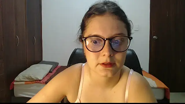 CarlaLorez online show from 07-22-26, 11:51