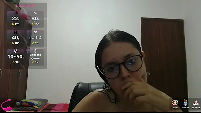 CarlaLorez online show from 08-02-26, 08:29