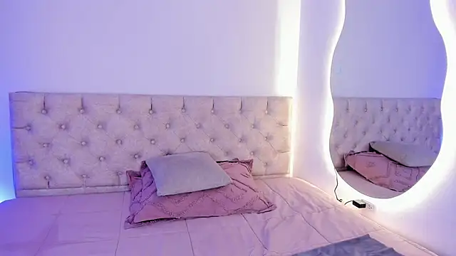 Snapshot of Nina_fox_0691 chatting on 11-04-25, 11:53 Nina fox 0691 online show from 11-04-25, 11:53