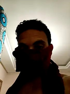 Snapshot of latarak321 chatting on 10-09-25, 10:08 latarak321 online show from 10-09-25, 10:08