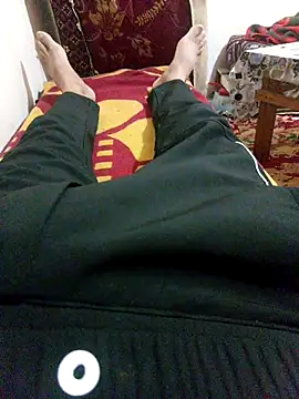 Snapshot of latarak321 chatting on 11-18-25, 06:45 latarak321 online show from 11-18-25, 06:45