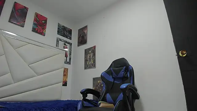 Snapshot of REDBRYAN_EBANO chatting on 11-04-25, 08:08 REDBRYAN EBANO online show from 11-04-25, 08:08