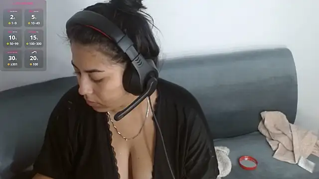 Snapshot of mariam_ferrer chatting on 10-14-25, 04:57 mariam ferrer online show from 10-14-25, 04:57