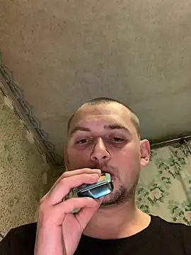 Snapshot of mrvons chatting on 12-02-25, 08:37 mrvons online show from 12-02-25, 08:37