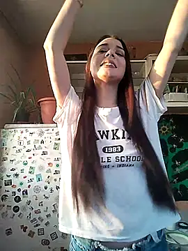 Snapshot of Lady_Elsa_Snow chatting on 11-22-25, 01:10 Lady Elsa Snow online show from 11-22-25, 01:10