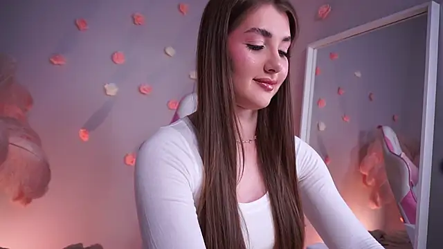 LureOfEva online show from 04-03-26, 08:40