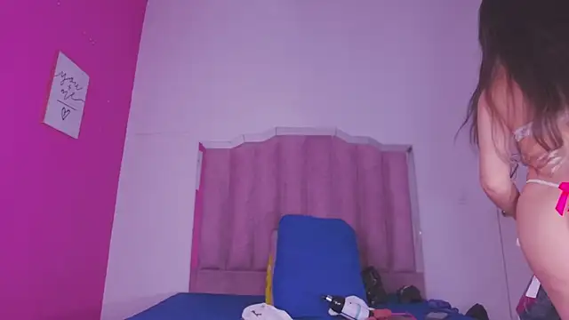 lilylovely  online show from 11-11-25, 07:14