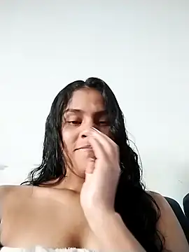 Snapshot of Emily_playboy1 chatting on 11-07-25, 09:04 Emily playboy1 online show from 11-07-25, 09:04