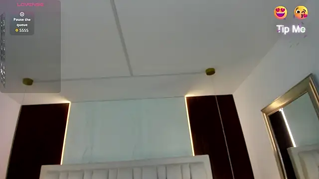 Amara18   online show from 05-20-26, 07:42