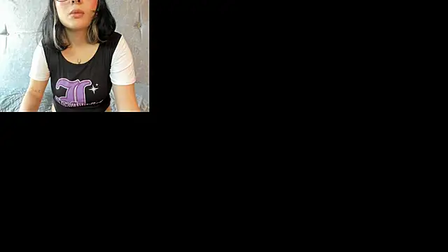 Mythical Girl online show from 11-11-25, 06:52