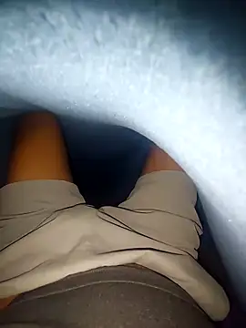 Merlin2310 online show from 12-21-25, 07:48