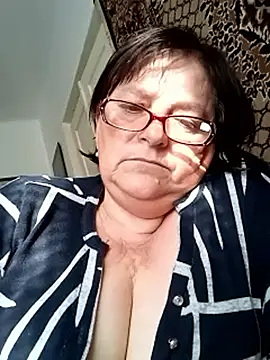 MilaCold5443 online show from 04-01-26, 01:52