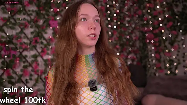 Petite Polly online show from 12-17-25, 06:03