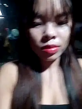 hello-cute online show from 10-18-25, 01:08