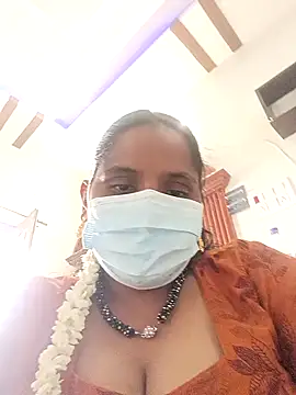 Snapshot of kajal-kajal1 chatting on 10-08-25, 07:50 kajal-kajal1 online show from 10-08-25, 07:50