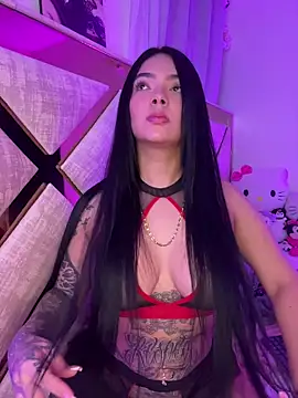 Snapshot of Kiity- chatting on 11-13-25, 04:11 Kiity- online show from 11-13-25, 04:11