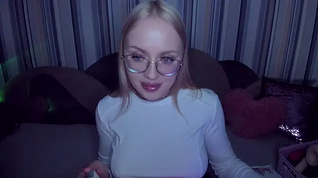 CeaneLino online show from 02-23-26, 06:27