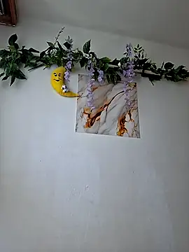 Snapshot of Nika_aa chatting on 07-19-26, 10:41 Nika aa online show from 07-19-26, 10:41
