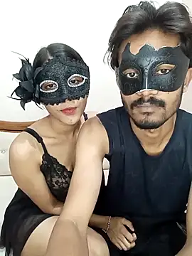 Snapshot of Lovebirdss chatting on 10-30-25, 10:38 Lovebirdss online show from 10-30-25, 10:38