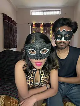 Lovebirdss online show from 02-15-26, 08:02