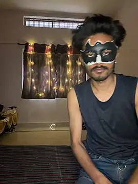 Lovebirdss online show from 02-20-26, 08:16