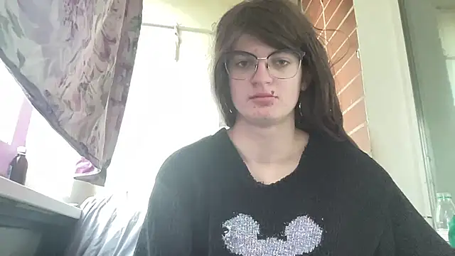 Snapshot of NikaXZimax chatting on 10-12-25, 08:35 NikaXZimax online show from 10-12-25, 08:35