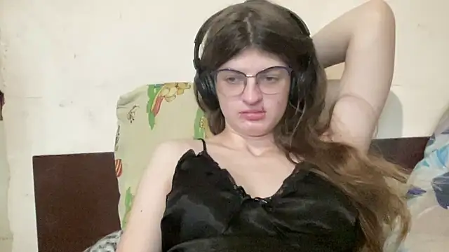 Snapshot of NikaXZimax chatting on 11-23-25, 08:58 NikaXZimax online show from 11-23-25, 08:58