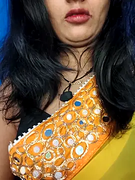 Snapshot of Janu-hasena chatting on 04-21-26, 03:13 Janu-hasena online show from 04-21-26, 03:13