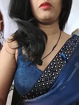Snapshot of Janu-hasena chatting on 05-22-26, 05:51 Janu-hasena online show from 05-22-26, 05:51