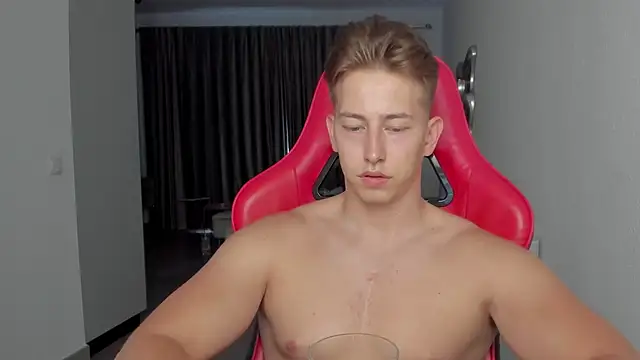 Snapshot of find0m_master chatting on 10-19-25, 06:08 find0m master online show from 10-19-25, 06:08