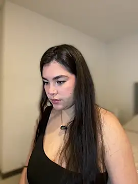 Isabella LaRue online show from 03-25-26, 11:27