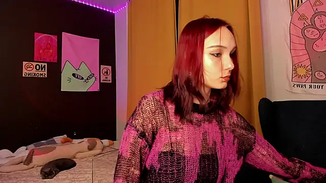 Snapshot of Aurisinst chatting on 10-19-25, 06:19 Aurisinst online show from 10-19-25, 06:19