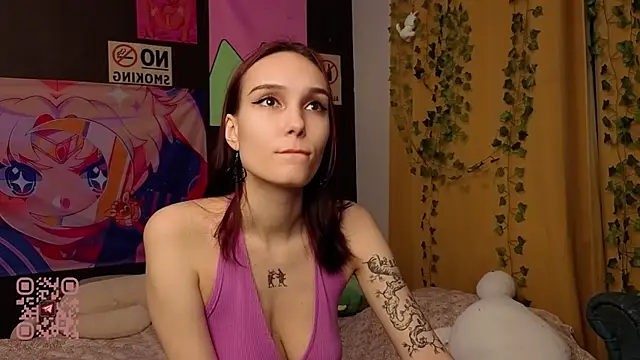 Snapshot of Aurisinst chatting on 11-07-25, 05:24 Aurisinst online show from 11-07-25, 05:24