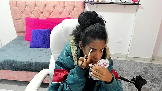 thianahorny online show from 12-04-25, 12:25