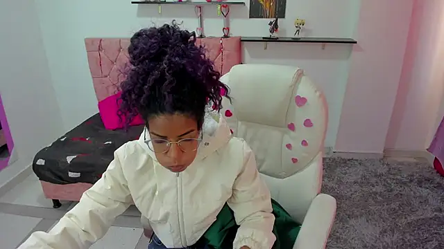 thianahorny online show from 02-28-26, 01:12